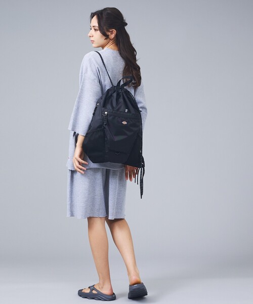 Dickies（ディッキーズ）の「【DICKIES/ディッキーズ】ATHLETIC KNAPSACK / アスレティック ナップサック / リュック / ユニセックス（バックパック/リュック・メンズ・ネイビー/ブラック/グレー/ベージュ・フリー）」の5枚目の写真