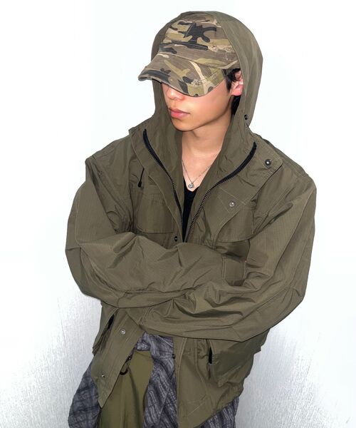 KALAPATTHAR（カラパタール）の「CN Stormproof Utility Hooded Shell Jacket - KHAKI（ナイロンジャケット・メンズ・その他・MEDIUM/LARGE）」の19枚目の写真