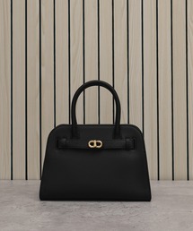 CHARLES & KEITH（チャールズ & キース）の「Aubrielle オブリエル ベルトストラクチャーバッグ（ハンドバッグ）」