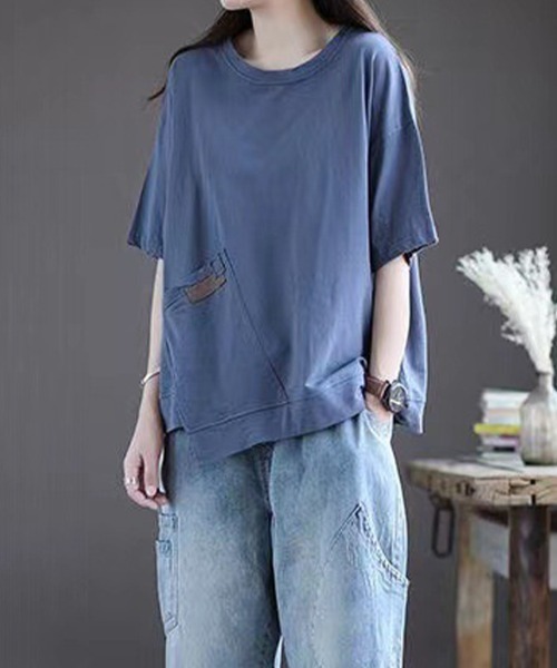 SallyLunn(サリーラン)の「【ゆるっと着こなす】ポケットデザインルーズTシャツ(Tシャツ/カットソー・レディース・ブラック/ブルー/ブラウン/オレンジ・LARGE/MEDIUM)」の6枚目の写真