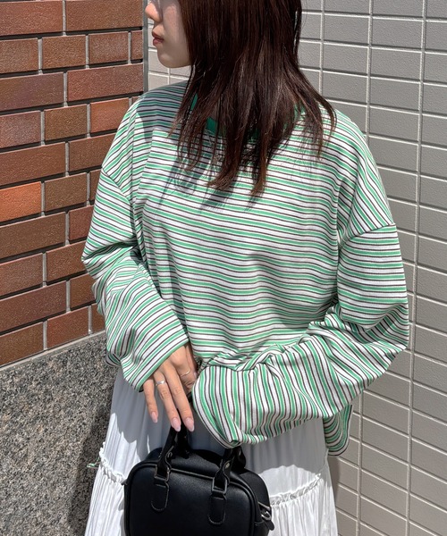 ISOOK(アイスー)の「【ISOOK / アイスー】マルチボーダーロンT / Tシャツ ビッグシルエット ルーズ 長袖 クルーネック 細ボーダー カラー ZOZOTOWN限定(Tシャツ/カットソー・レディース・グレー/グリーン/ピンク・FREE)」の10枚目の写真
