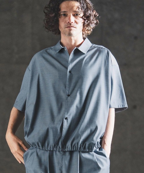 GLIMCLAP(グリムクラップ)の「mhs2616- Bamboo Blend Chambray Gathered Hem Short Sleeve Shirt シャンブレー半袖シャツ(202-042-gls-cg)(シャツ/ブラウス・メンズ・ブラウン/ネイビー/ブラック・S/M/L)」の3枚目の写真