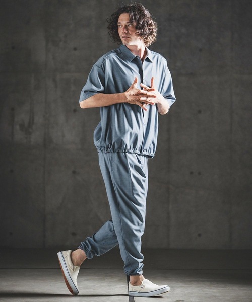 GLIMCLAP(グリムクラップ)の「mhs2616- Bamboo Blend Chambray Gathered Hem Short Sleeve Shirt シャンブレー半袖シャツ(202-042-gls-cg)(シャツ/ブラウス・メンズ・ブラウン/ネイビー/ブラック・S/M/L)」の12枚目の写真