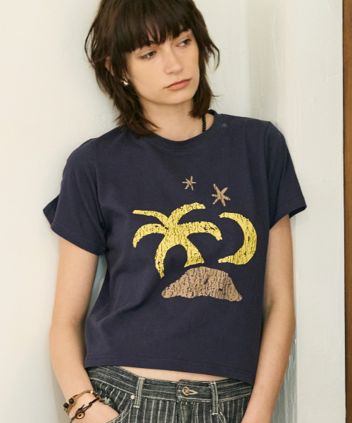 SSERPE(セルぺ)の「トロピカル半袖Tシャツネイビー(Tシャツ/カットソー・レディース・その他・1/2)」の4枚目の写真