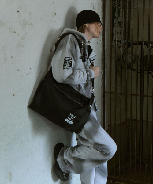 セール】Dark Label Cross Bag [Black]（バックパック/リュック