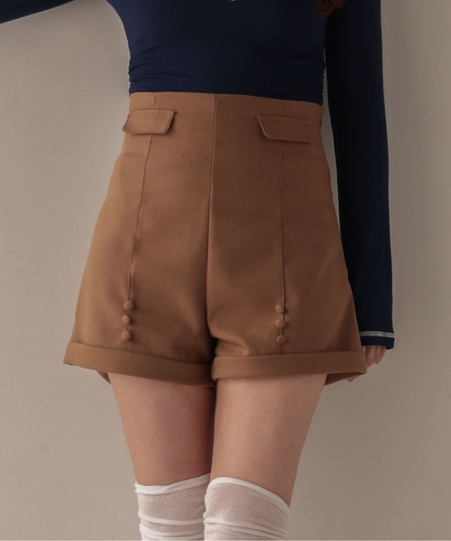 M DOLLY(エムドリー)の「*M DOLLY original* High waist daffy short pants/ハイウエストダフィー ショートパンツ(その他パンツ・レディース・ブラック/ベージュ・M/S)」の1枚目の写真