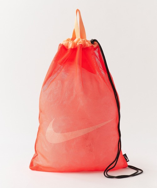 NIKE(ナイキ)の「NIKE/ナイキ SS26 メッシュワンショルダープールバッグ ブランドロゴ 巾着 メッシュバッグ ナップサック 2026年 夏 夏服(ショルダーバッグ・メンズ・ブラック/グレー/レッド/ミント・FREE)」の21枚目の写真