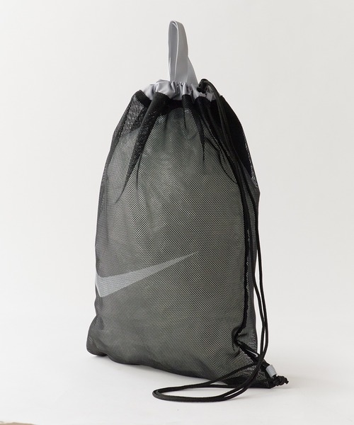 NIKE(ナイキ)の「NIKE/ナイキ SS26 メッシュワンショルダープールバッグ ブランドロゴ 巾着 メッシュバッグ ナップサック 2026年 夏 夏服(ショルダーバッグ・メンズ・ブラック/グレー/レッド/ミント・FREE)」の14枚目の写真