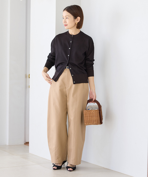 IENA（イエナ）の「《追加》ダブルクロスバレルパンツ（その他パンツ・レディース・ベージュ/ブラック・40/38/36）」の11枚目の写真