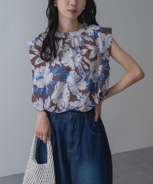 ANNA LUNA(アンナルナ)の「【ANNA LUNA】フラワー プリント が目を惹く フレンチスリーブ ブラウス ノースリーブ 袖なし(シャツ/ブラウス・レディース・ブラウン/ネイビー・MEDIUM)」の13枚目の写真