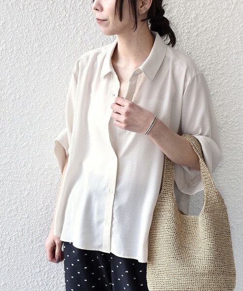 SHIPS Colors(シップス カラーズ)の「SHIPS Colors:〈手洗い可能〉2WAY スリーブ シャツ◇(シャツ/ブラウス・レディース・ナチュラル/ブラウン/ネイビー・ONE SIZE)」の18枚目の写真