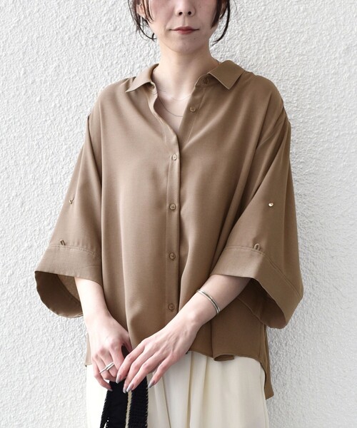SHIPS Colors(シップス カラーズ)の「SHIPS Colors:〈手洗い可能〉2WAY スリーブ シャツ◇(シャツ/ブラウス・レディース・ナチュラル/ブラウン/ネイビー・ONE SIZE)」の9枚目の写真
