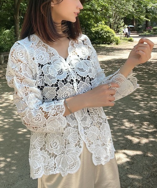 Human 2nd Occasion(ヒューマンセカンドオケージョン)の「スカラップ レース ジャケット(ノーカラージャケット・レディース・ブラック/オフホワイト・M)」の18枚目の写真