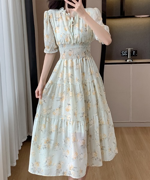 AMAJI(アマジ)の「フラワー柄 シフォン ウエストマーク ワンピース(ワンピース・レディース・マルチ・SMALL/MEDIUM/LARGE/X-LARGE)」の2枚目の写真