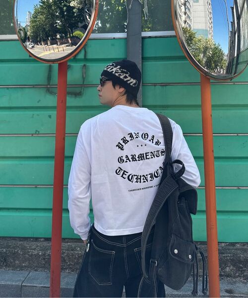 PRINOAR(プリノア)の「ガーメンツ セミクロップ 長袖Tシャツ - ホワイト(Tシャツ/カットソー・レディース・ホワイト・SMALL/MEDIUM/LARGE)」の3枚目の写真