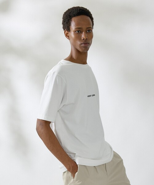 DESIGNWORKS(デザインワークス)の「ロゴプリント クルーネック Tシャツ -WEST LDN-(Tシャツ/カットソー・メンズ・ホワイト/ブラック・50/46/48)」の17枚目の写真