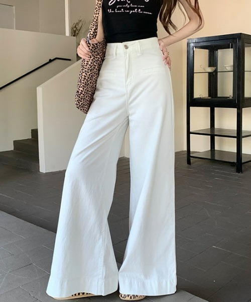 REBALANCE(リバランス)の「フレアデニムパンツ(デニムパンツ・レディース・A/B・SMALL/MEDIUM/LARGE)」の1枚目の写真