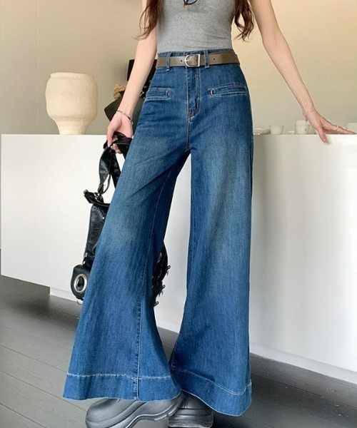 REBALANCE(リバランス)の「フレアデニムパンツ(デニムパンツ・レディース・A/B・SMALL/MEDIUM/LARGE)」の13枚目の写真