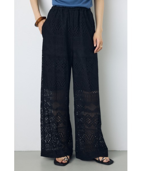 AZUL by moussy(アズールバイマウジー)の「【身長/骨格別着用画像あり】レースワイドパンツ(スラックス・レディース・ブラウン/オフホワイト/ブラック・MEDIUM/SMALL)」の2枚目の写真