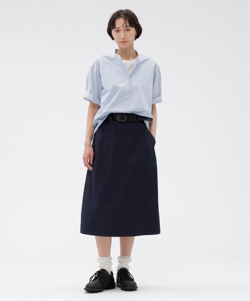 MHL.(エムエイチエル)の「HIGHCOUNT TOP DYED COTTON(シャツ/ブラウス・レディース・アイボリー/ブルー・2/1)」の5枚目の写真