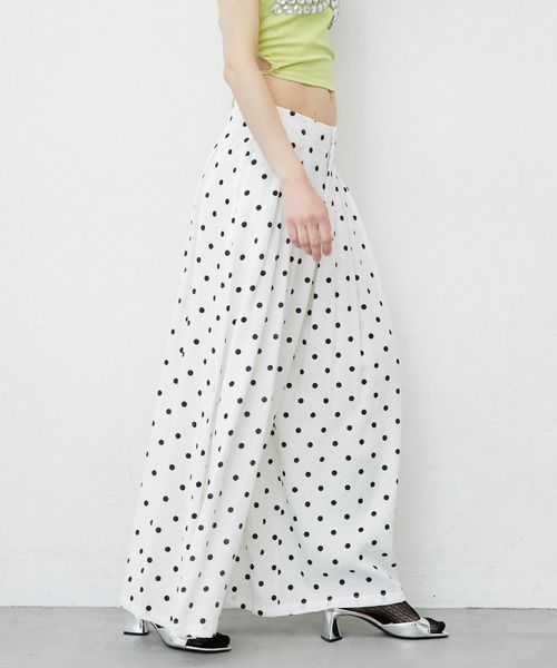 uyu.(ウユ)の「Dot Wide Easy Pants/ドット柄ワイドイージーパンツ(その他パンツ・レディース・ブラック/ホワイト・LARGE/MEDIUM/SMALL)」の11枚目の写真
