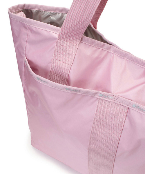 LeSportsac(レスポートサック)の「GYM TOTE BAG ソフトモーブC(トートバッグ・レディース・ピンク・FREE)」の10枚目の写真