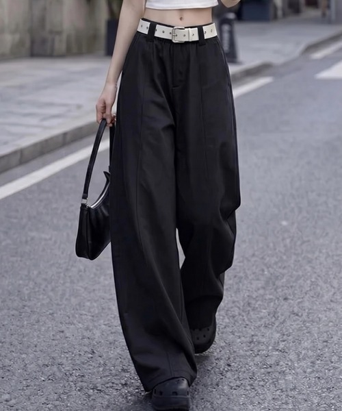 yuue' ( wear )(ユーイ)の「タックカーブワイドパンツ(その他パンツ・レディース・ブラック/ベージュ/ライトグレー・M/L/S)」の4枚目の写真