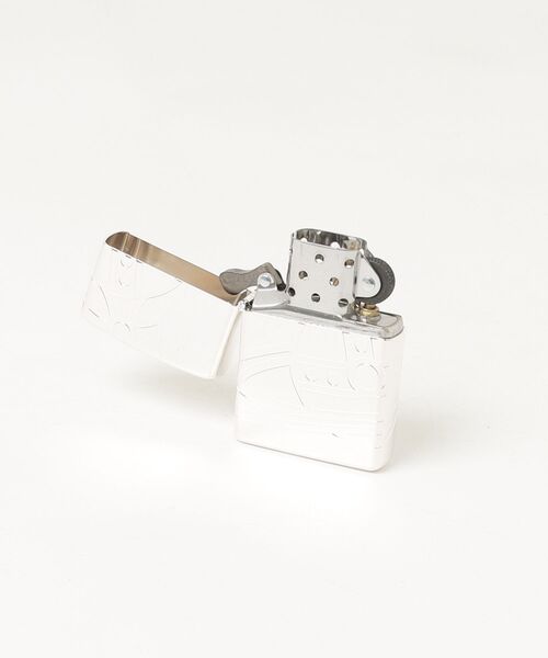 Vivienne Westwood MAN（ヴィヴィアンウエストウッドマン）の「ZIPPO ORB MIRROR（その他・メンズ・シルバー・FREE）」の3枚目の写真