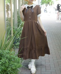 axes femme | リボンブローチ薔薇刺繍ワンピース(ワンピース)