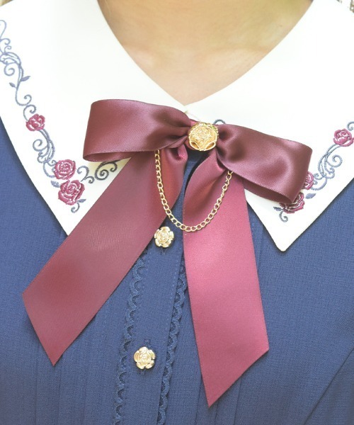 axes femme(アクシーズファム)の「リボンブローチ薔薇刺繍ワンピース(ワンピース・レディース・ネイビー/ブラウン/サックスブルー・LARGE/MEDIUM)」の11枚目の写真