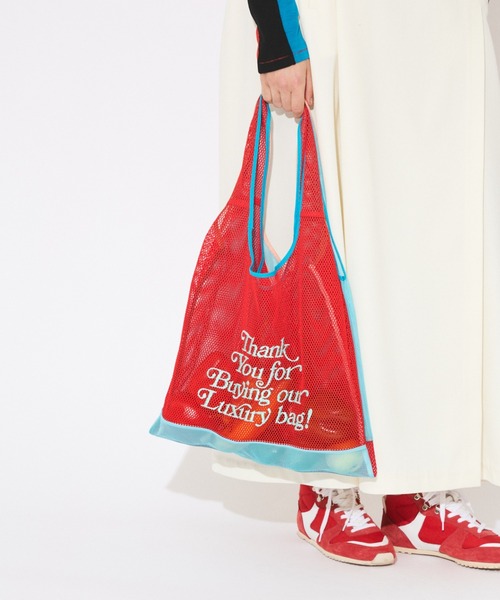 beautiful people(ビューティフルピープル)の「flip gratitude mesh marche bag(トートバッグ・レディース・レッド/ブラック/イエロー・FREE)」の10枚目の写真