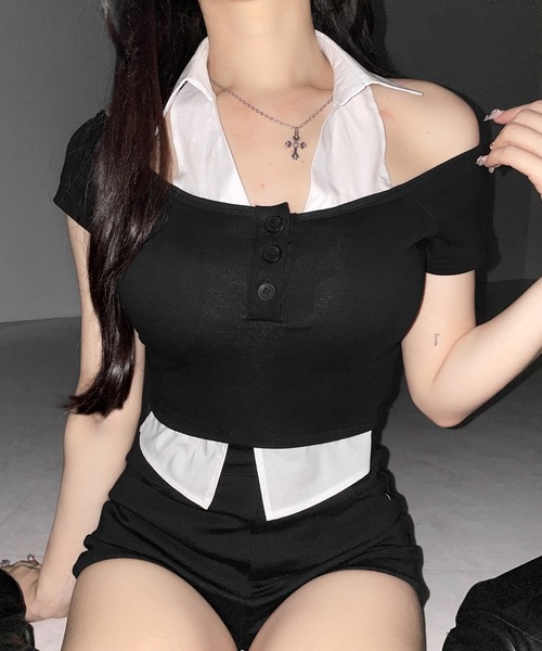 me+em select(ミームセレクト)の「※※【 2color 】シャツレイヤードヘンリーネックカットアウトトップス / shirt layered henlyneck cutout tops(その他トップス・レディース・グレー/ブラック・FREE)」の15枚目の写真
