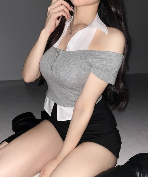 me+em select(ミームセレクト)の「※※【 2color 】シャツレイヤードヘンリーネックカットアウトトップス / shirt layered henlyneck cutout tops(その他トップス・レディース・グレー/ブラック・FREE)」の22枚目の写真