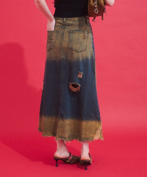 GAB GAB(ガブガブ)の「Grunge Wash Denim Skirt/グランジウォッシュデニムスカート(スカート・レディース・ブルー・SMALL/LARGE/MEDIUM)」の8枚目の写真