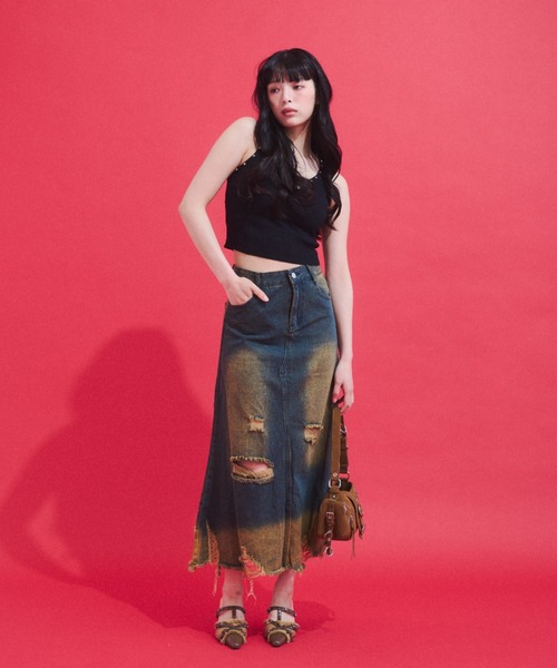 GAB GAB(ガブガブ)の「Grunge Wash Denim Skirt/グランジウォッシュデニムスカート(スカート・レディース・ブルー・SMALL/LARGE/MEDIUM)」の3枚目の写真