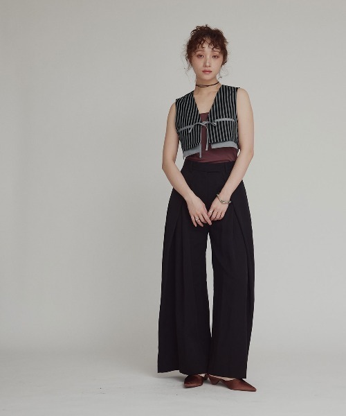 W:Huku(フーク)の「【W:Huku / ブロードストライプ】ショート ベスト / Broad Stripe Short Vest(ベスト・レディース・ベージュ/ブラック・FREE)」の7枚目の写真