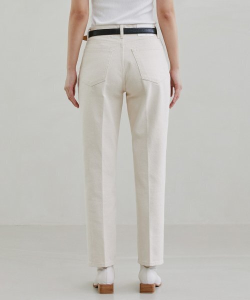 BRANDED（ブランデッド）の「[WOMAN] 102 IVY JEANS [CROP STRAIGHT]（デニムパンツ・レディース・その他・1/2/3）」の3枚目の写真