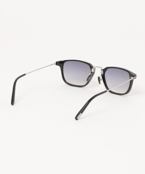 TOM FORD（トム フォード）の「【TOM FORD/トムフォード】スクエア サングラス TF1042-D 01B 52（サングラス・メンズ・ブラック・FREE）」の3枚目の写真