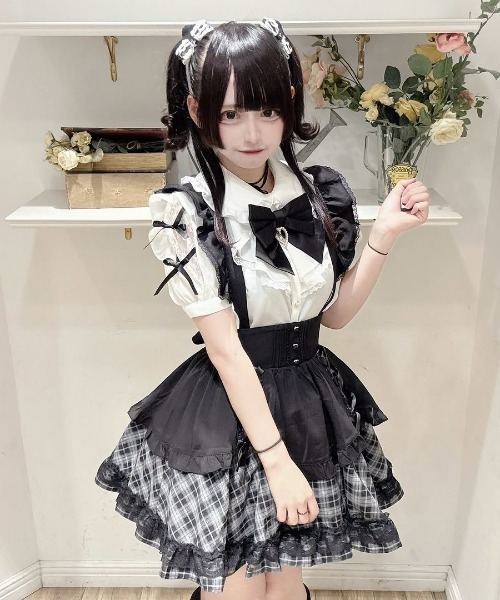 Secret Honey(シークレットハニー)の「レースアップミニエプロンスカート(スカート・レディース・レッド/ブラック・MEDIUM)」の10枚目の写真