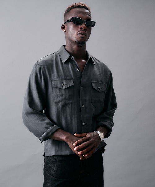 ANDER HUNK(アンダーハンク)の「Linen Blend Croped LS Shirt/リネンブレンドクロップドロングスリーブシャツ(シャツ/ブラウス・メンズ・ピンク/カーキ/グレー・LARGE/MEDIUM)」の5枚目の写真