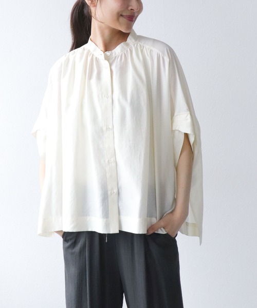 Jines(ジネス)の「クレープボイルヴィンテージブラウス(シャツ/ブラウス・レディース・ホワイト/モカ/レッド/グリーン・38)」の2枚目の写真