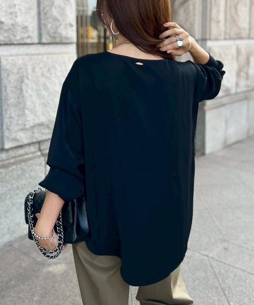 Emma Taylor(エマテイラー)の「【オンにもオフにも】ジョーゼットフロント2wayステッチワークプルオーバー(Tシャツ/カットソー・レディース・ネイビー/ブラック/ホワイト/ベージュ・FREE)」の11枚目の写真