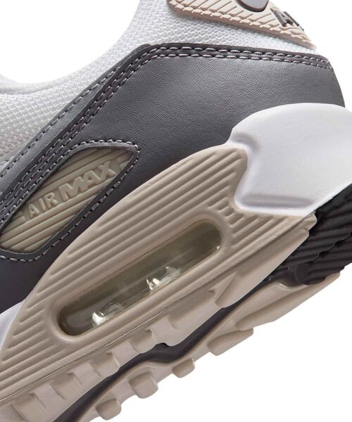 NIKE(ナイキ)の「ナイキ エア マックス 90 ウィメンズシューズ / Nike Air Max 90 Women's Shoes IM4613-201 Cream II(スニーカー・レディース・ブラウン系その他2・23/24.5/24/23.5/26/25.5/25/22.5/22)」の5枚目の写真