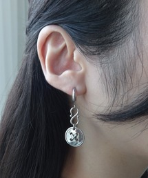 4quince（フォークインス）の「ボタンダングルピアス（ピアス（両耳用））」