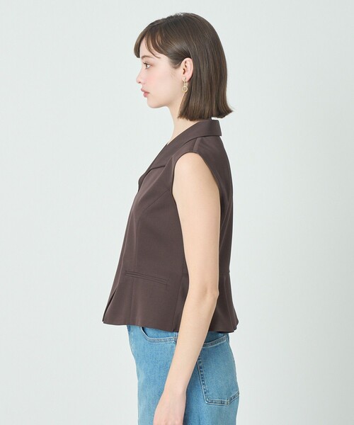 ANAYI（アナイ）の「トリアセツイル衿付きジレブラウス〈セットアップ対応商品〉（シャツ/ブラウス・レディース・ブラウン/ネイビー/ホワイト・38/36）」の5枚目の写真