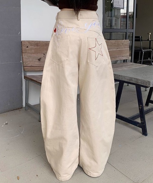 Teem Store(チームストア)の「バック刺繍ワイドパンツ カーブパンツ 星柄 スターモチーフ(デニムパンツ・レディース・その他・L/M)」の10枚目の写真