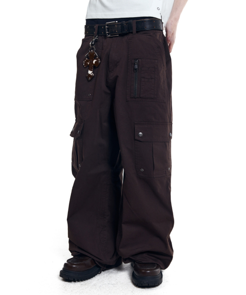 AAKAM(アーカム)の「Shirring Utility Cargo Pants (Brown)(その他パンツ・レディース・その他・1/2)」の9枚目の写真