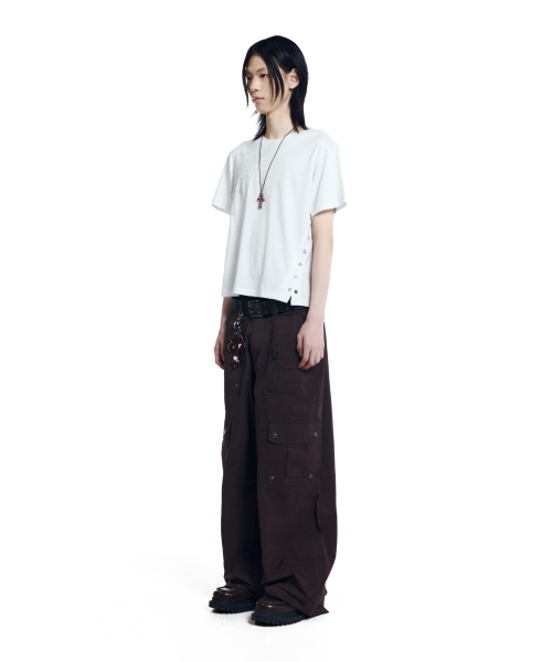AAKAM(アーカム)の「Shirring Utility Cargo Pants (Brown)(その他パンツ・レディース・その他・1/2)」の12枚目の写真