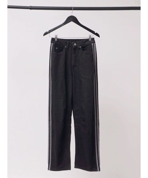 adidas(アディダス)の「【adidas】SST LOOSE DENIM PANTS(デニムパンツ・レディース・ブラック/グレー・SMALL/MEDIUM)」の3枚目の写真