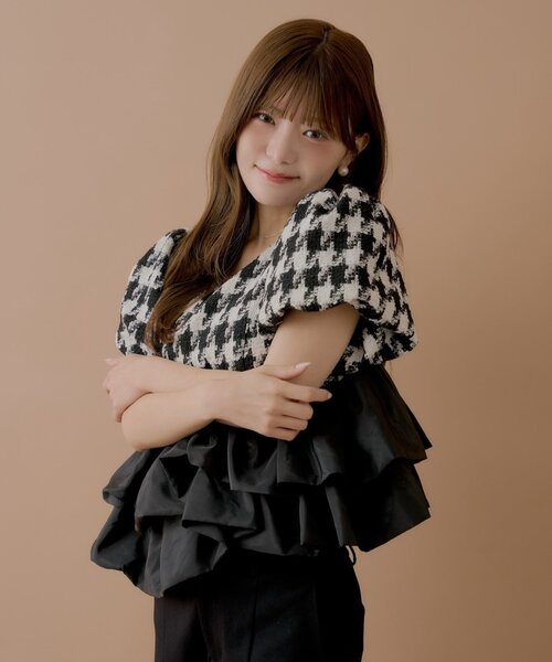 Chico(チコ)の「【SALON by Chico】パフスリーブ裾バルーンブラウス(シャツ/ブラウス・レディース・ブラウン系その他2/アイボリー/ブラック系その他2・FREE)」の14枚目の写真